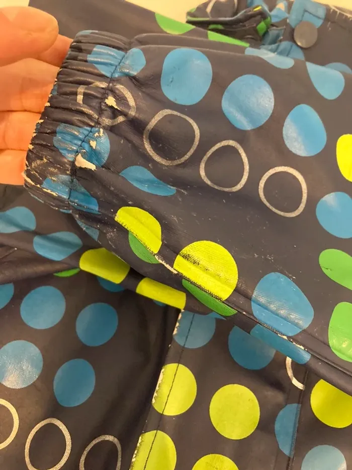 5 ans - imperméable ciré à pois Légo - capuchon amovible et motifs réfléchissants - photo numéro 9