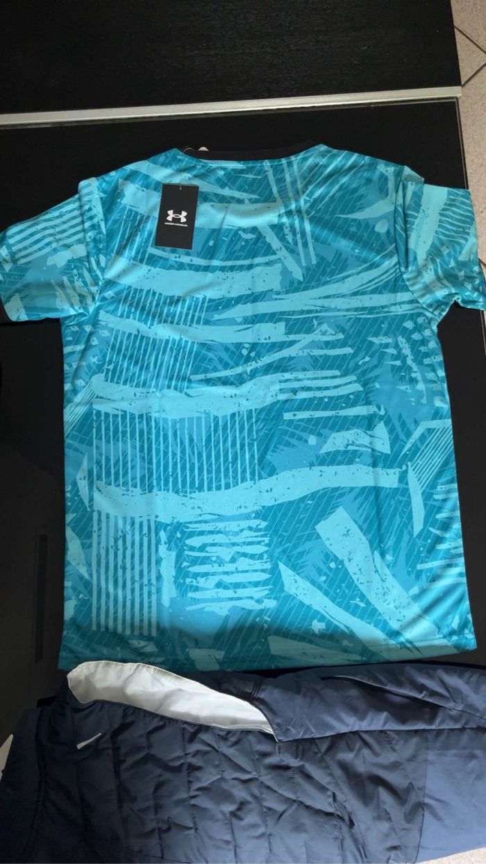 TEE shirt Under armor - photo numéro 5