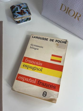 Dictionnaire Larousse de poche vintage - français-espagnol 1968
