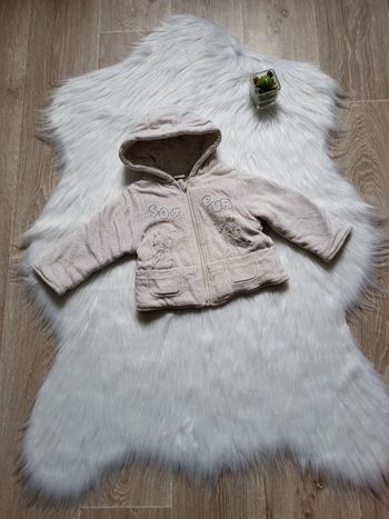 Gros gilet à capuche