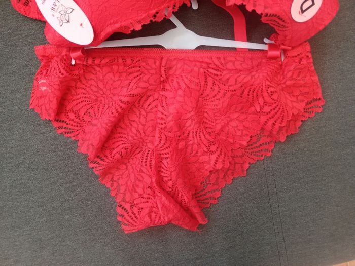 Ensemble lingerie - photo numéro 4