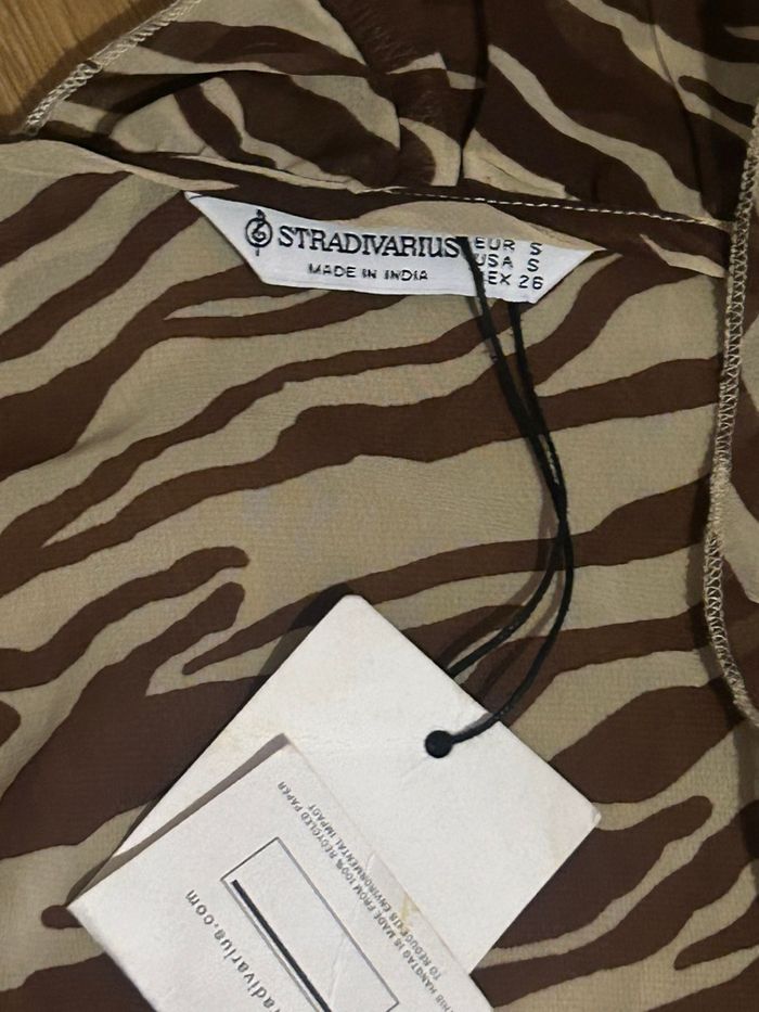 Blouse manche longues à motifs marrons - photo numéro 4