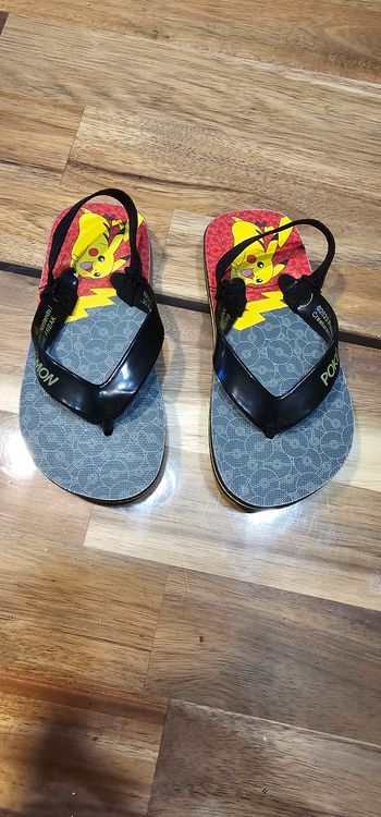 Tong pikachu neuve T23