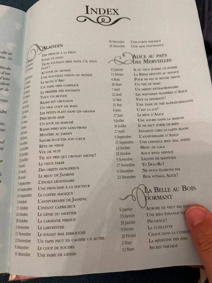 Grand livre 365 histoires pour le soir princesses et fées Walt Disney Hachette Jeunesse - photo numéro 12