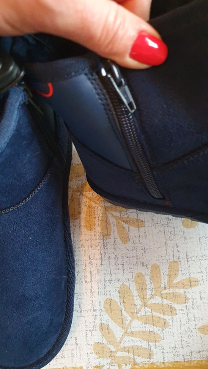 Bottines Marvel Spiderman taille 32 les semelles s'illumine - photo numéro 7