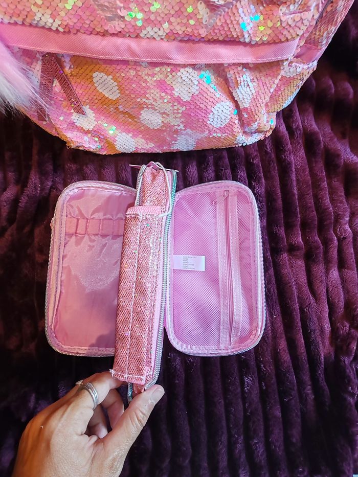 Sac à dos et trousse sequins neuf - photo numéro 5