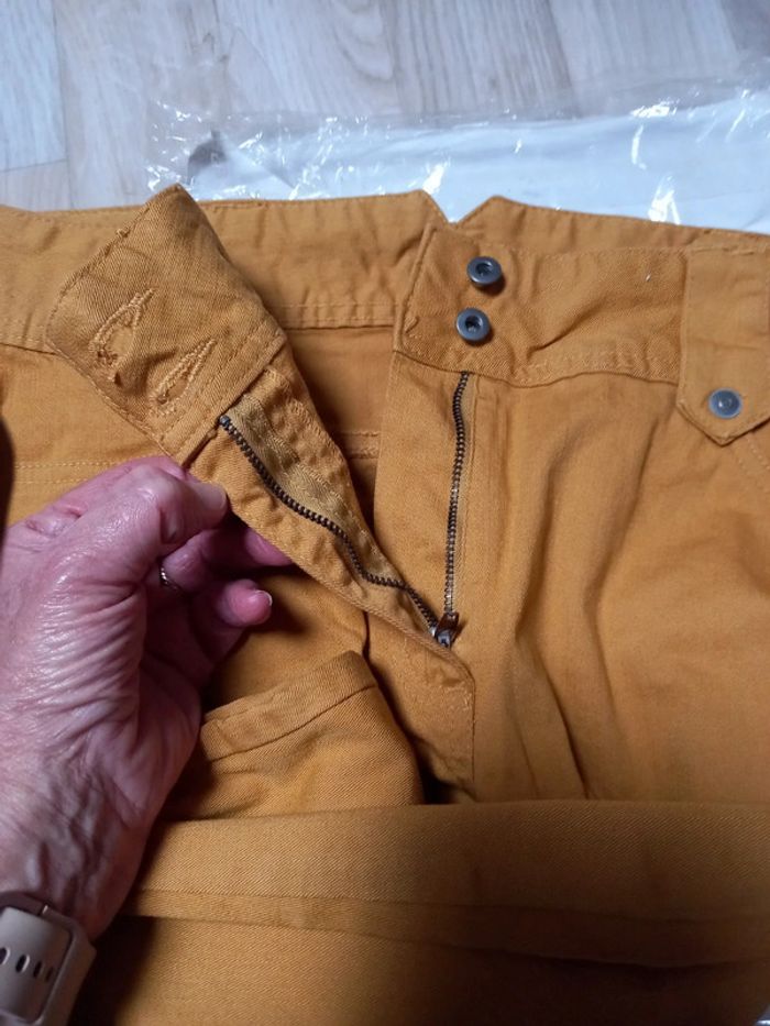 Pantalon neuf Taille haute - photo numéro 5