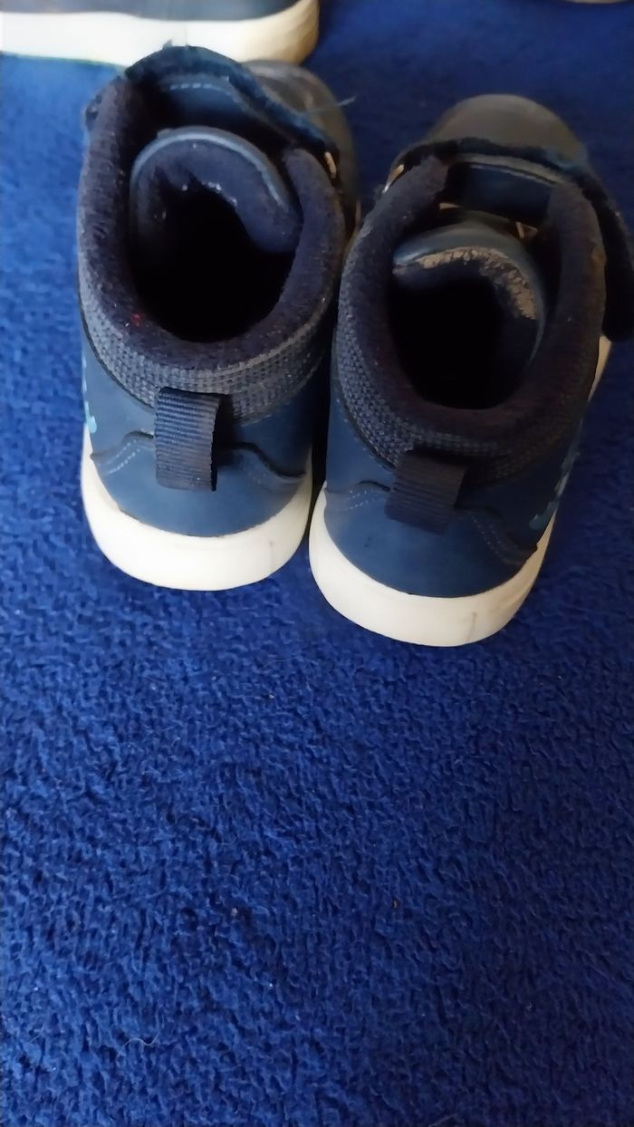 4 paires de chaussures garçon en 26 - photo numéro 2