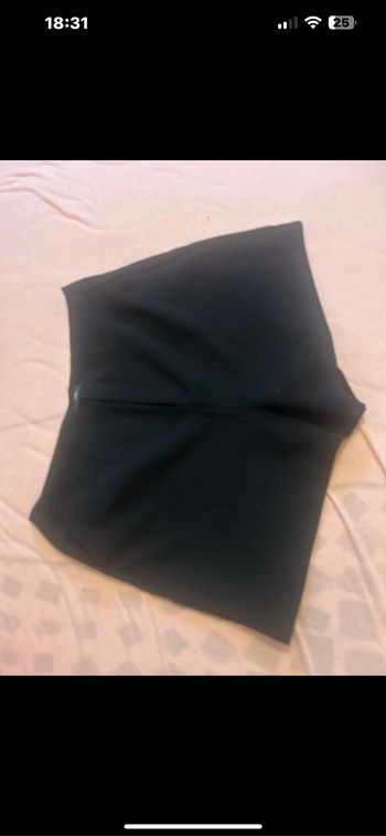 Short neuf