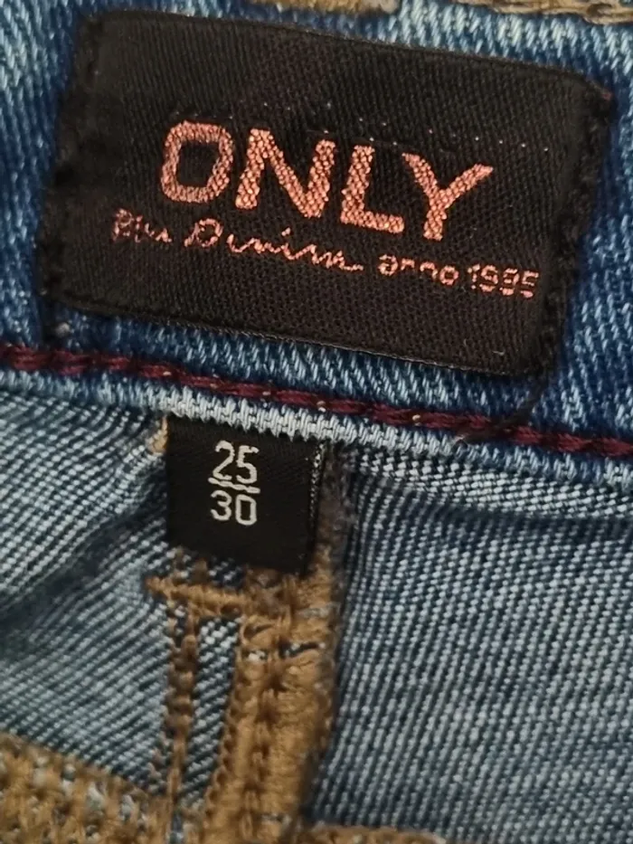 Jean bleu skinny 25/30 - photo numéro 4