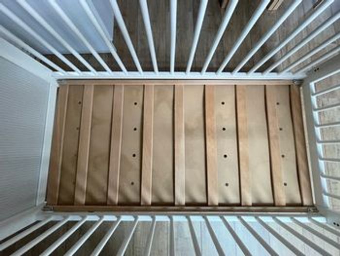 Lit bébé à barreaux - photo numéro 5