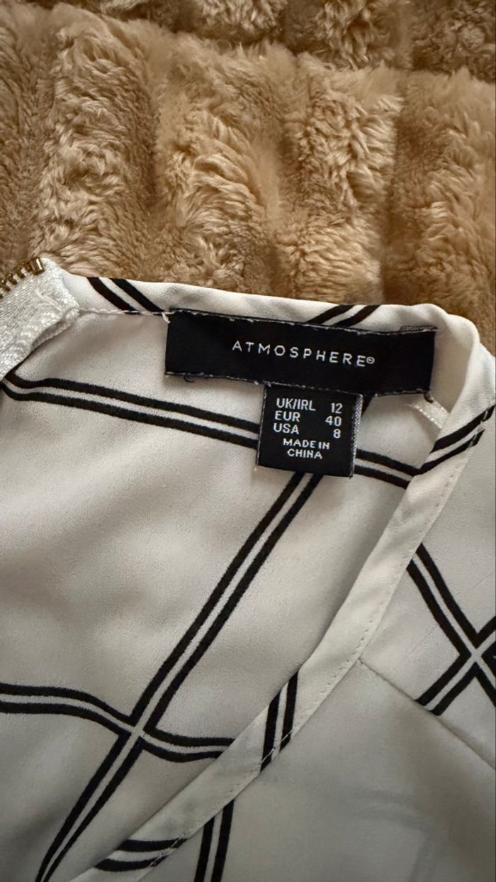 Petite blouse - photo numéro 2