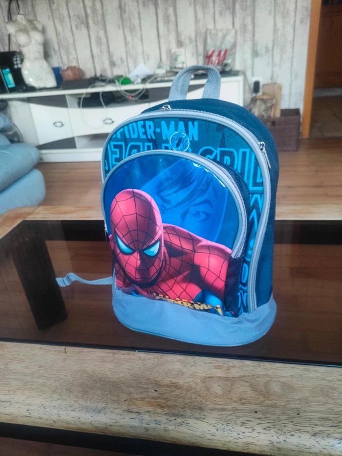Sac à dos Spiderman - photo numéro 3