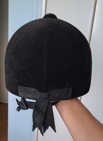 Bombe d'équitation taille 57 léger 508 G