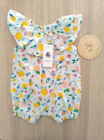 Barboteuse Petit bateau / neuf / taille 6 mois / imprimé  fruité multicolores