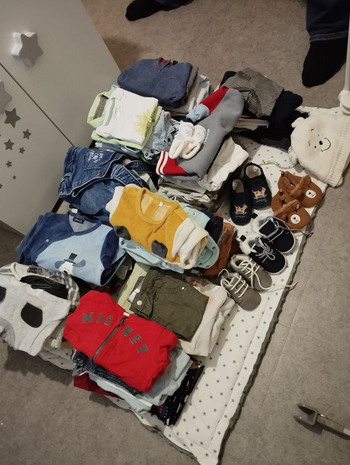 Gros lot vêtements 1/12 mois garcons - photo numéro 2