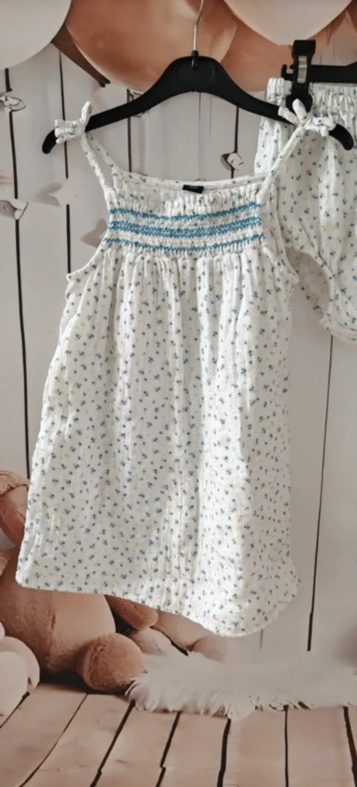 Robe fleurie & culotte assortie Kiabi – 36 mois 🌸 Fille - photo numéro 2