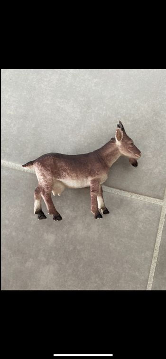 Figurine Chèvre 🐐 ou bouc - photo numéro 5