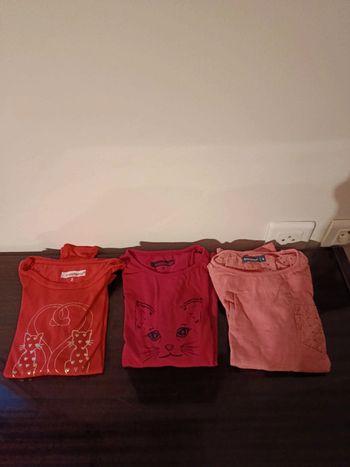 3 sweats aux couleurs roses