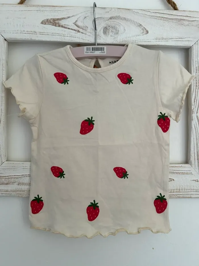 T-shirt manches courtes taille 18 mois