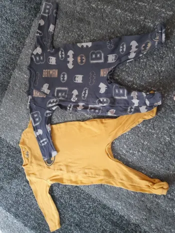 Lot 2 pyjamas Batman