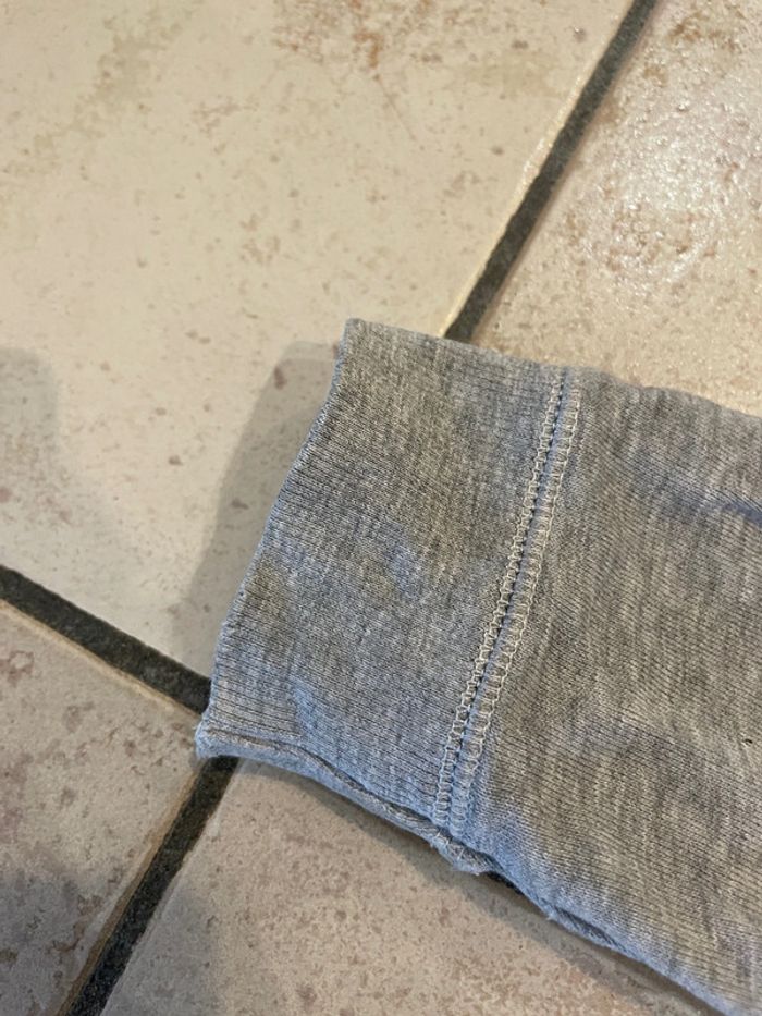 Sweat gris zippé à capuche 4ans - photo numéro 6
