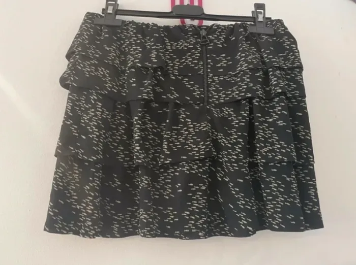 Bel air jupe Noir imprimé poisson en soie Taille 1/36 - photo numéro 2