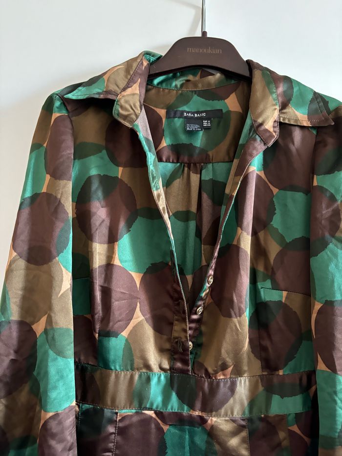 Robe vert et marron satinée - photo numéro 2