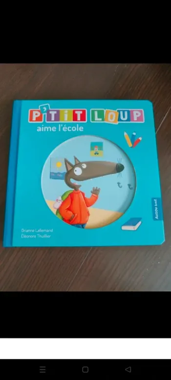 P'tit loup aime l'école