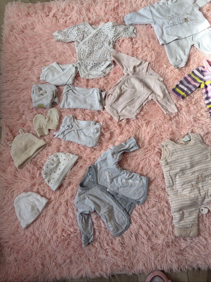 Lot bébé fille 1 mois - photo numéro 3