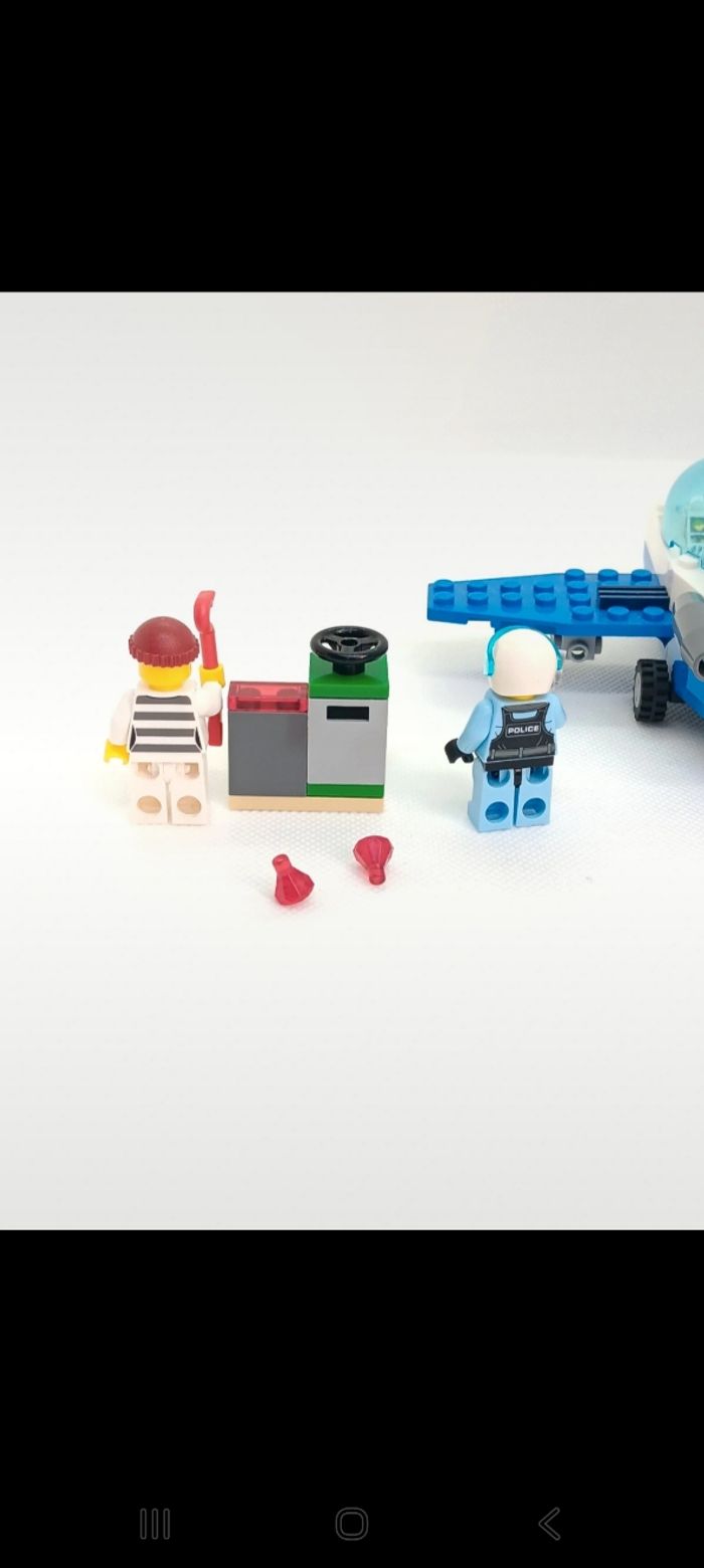 Figurine LEGO City 60206 Le jet de patrouille de la police 
Complet - photo numéro 7