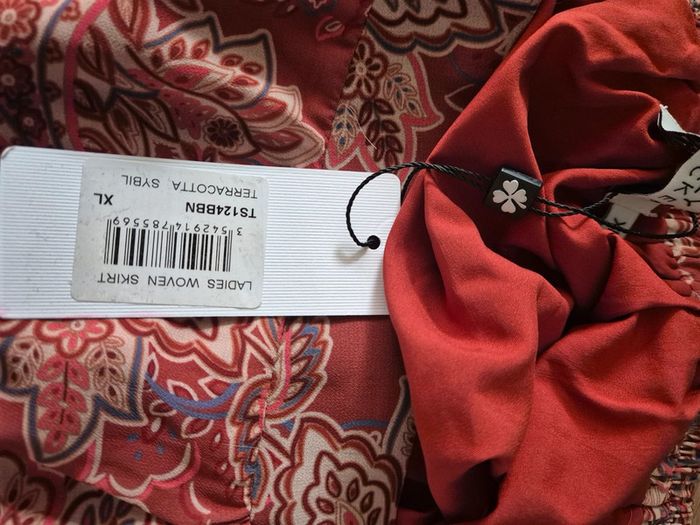 Jupe elastique terracotta avec motifs fleuris, taille 42, Molly bracken, neuve - photo numéro 7