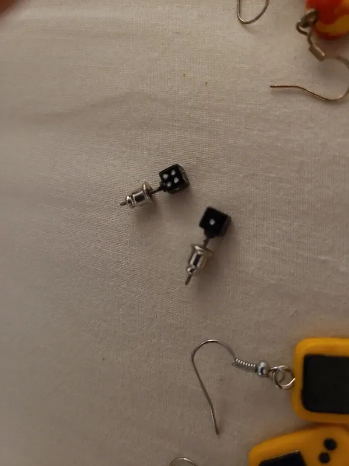 Lot de 7 paires de boucles d'oreilles rigolotes - photo numéro 4