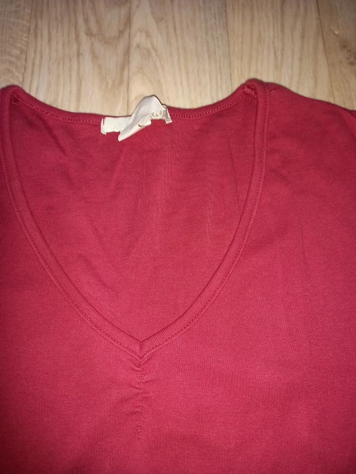 Haut col V à manches 3/4 neuf - photo numéro 3