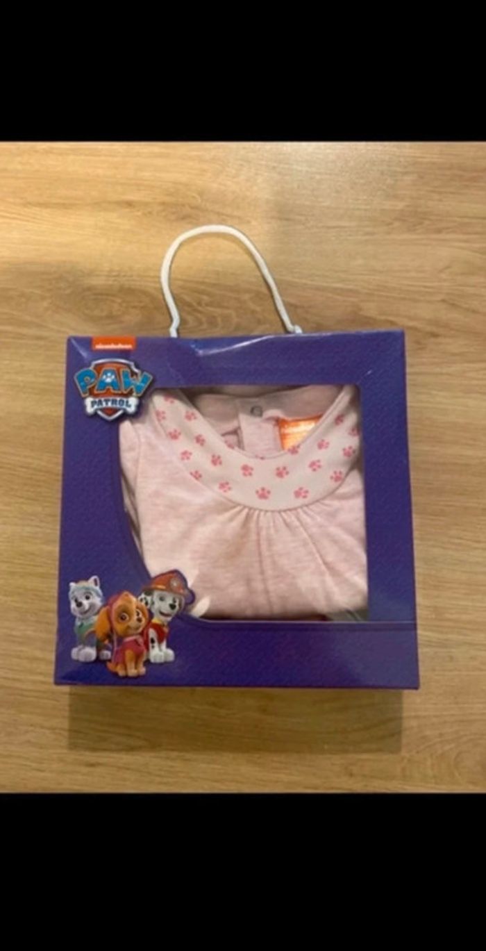 Patte patrouille : Pyjama 2 pièces taille 6 mois neuf
