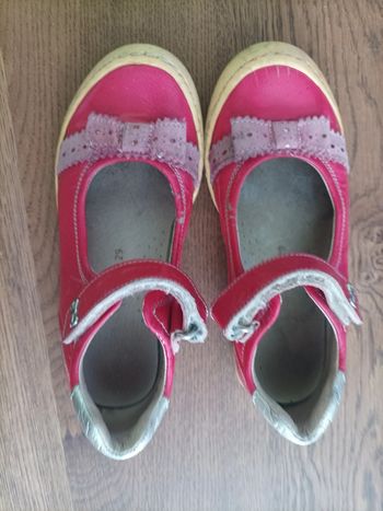 Chaussures vernies, 29