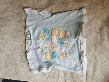 Tee-shirt bleu à dessin