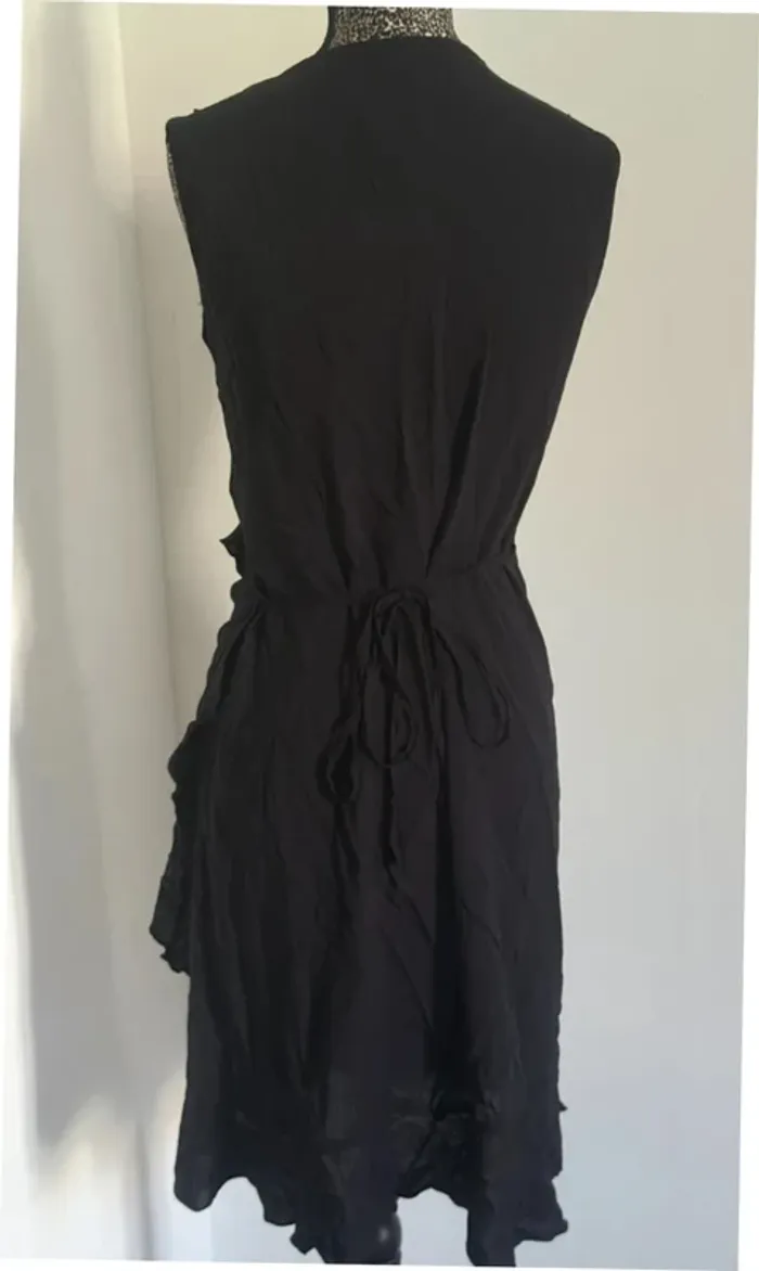Robe portefeuille noire - Taille L - Neuve - photo numéro 3
