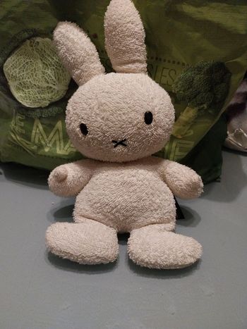 Peluche doudou lapin
