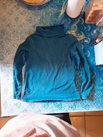 Tee-shirt col roulé 6 ans