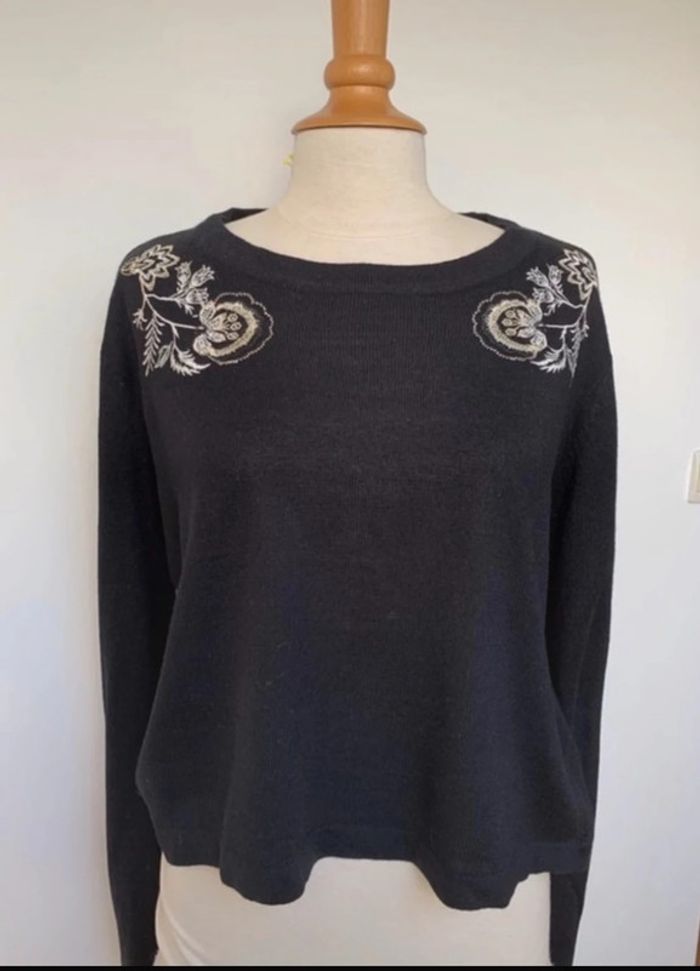 Pull brodé New Look T42 - photo numéro 2