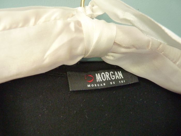 Pull Femme Morgan M 38 Noir ML TBE coeur argenté - photo numéro 2
