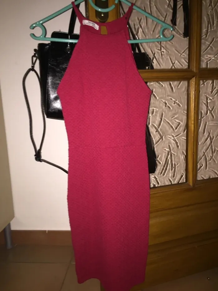 Robe rouge Bershka en taille XS