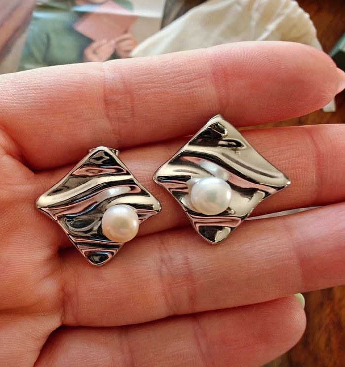 Boucles d'oreilles neuves - photo numéro 2