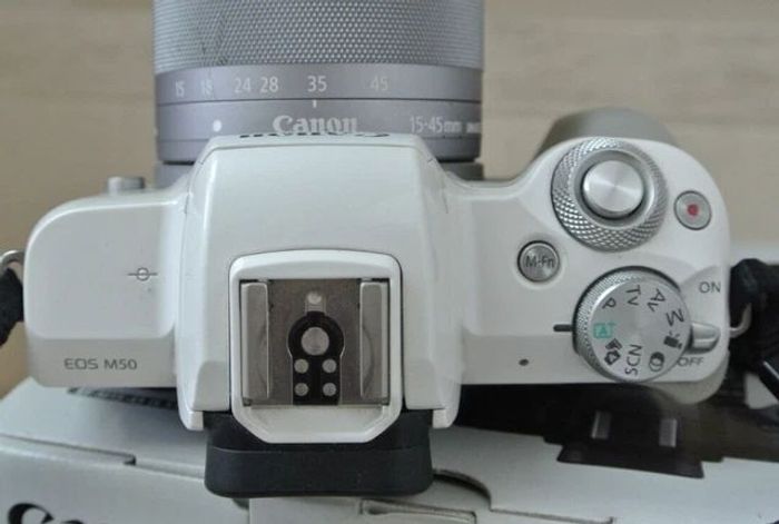 Canon EOS M50 - photo numéro 4
