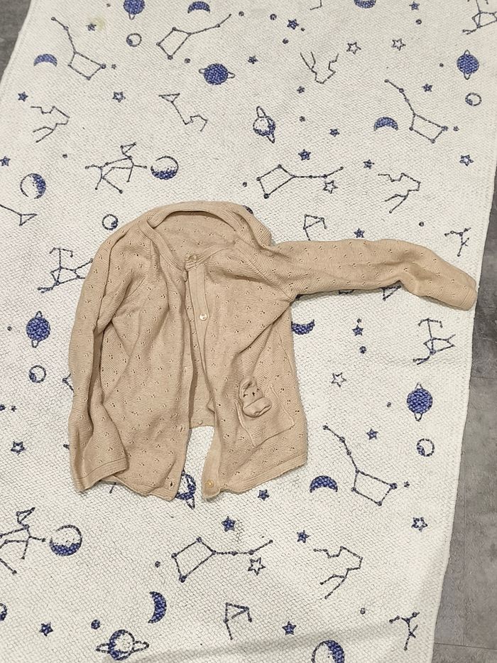 Gilet fille idéal pour le 1er jour de la rentrée (voir description)