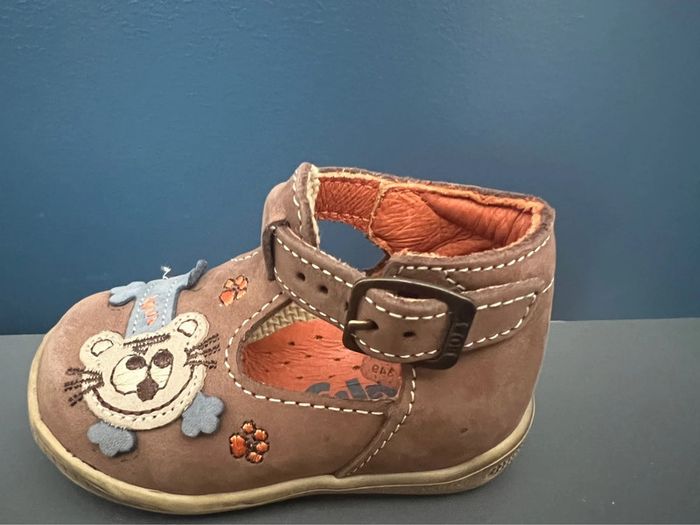 Chaussure enfant T.16 neuve - photo numéro 7