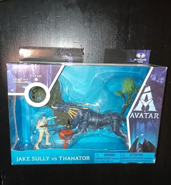 Avatar Jake Sully vs Thanator figurines McFarlane toys New sealed in box