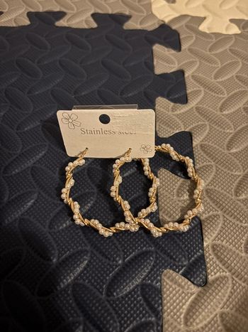 Boucles d’oreilles, créoles perles blanches