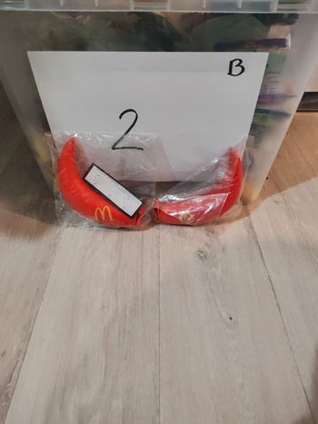 Figurine McDonald's corne de diable